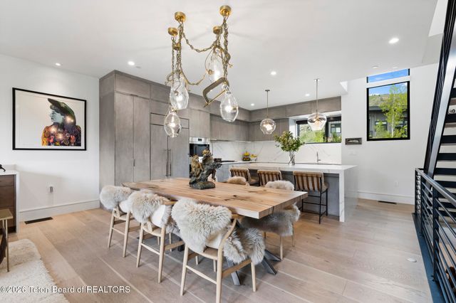 304 HIDDEN HOLLOW Drive 304, Jackson, WY 83001