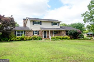 31 Skyview Circle, Cartersville, GA 30120