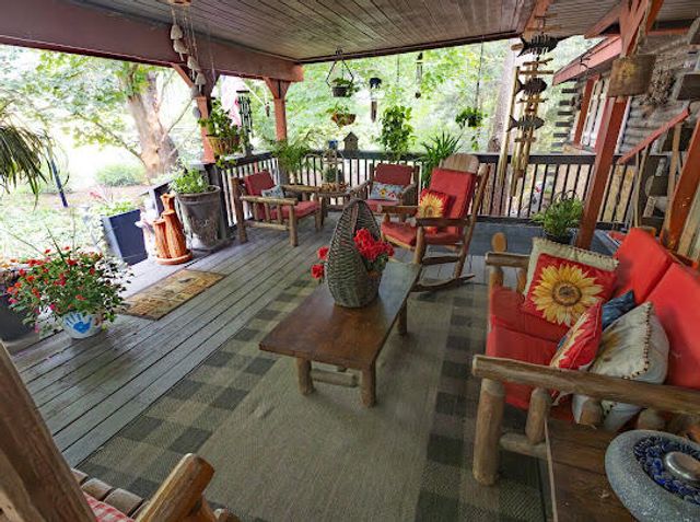 5912 English Avenue NE, Comstock Park, MI 49321