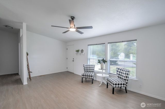 121 W Freedom, Shelton, WA 98584