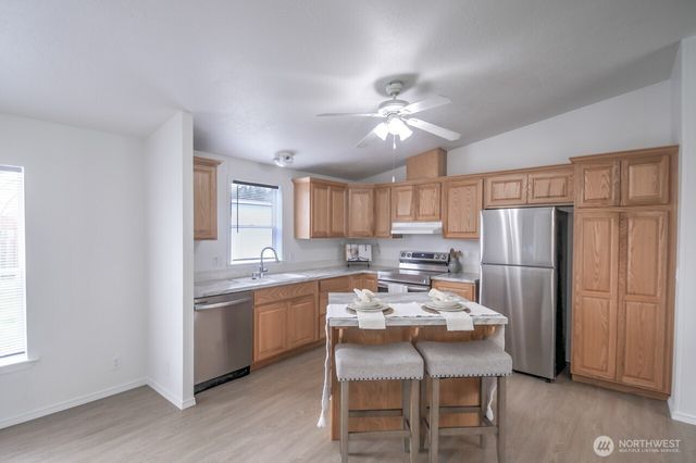 121 W Freedom, Shelton, WA 98584
