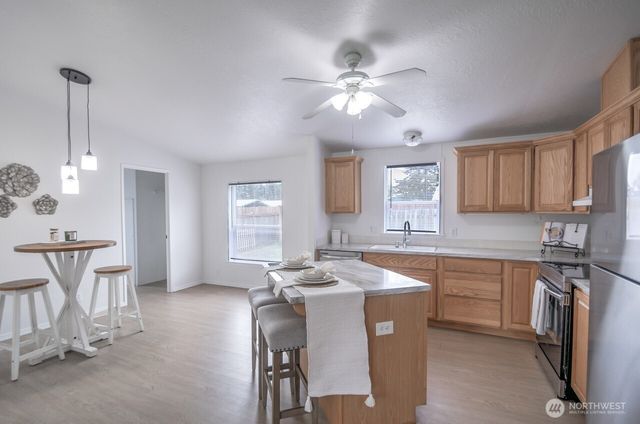 121 W Freedom, Shelton, WA 98584