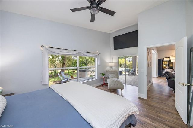 219 Glen Eagle CIR, Naples, FL 34104