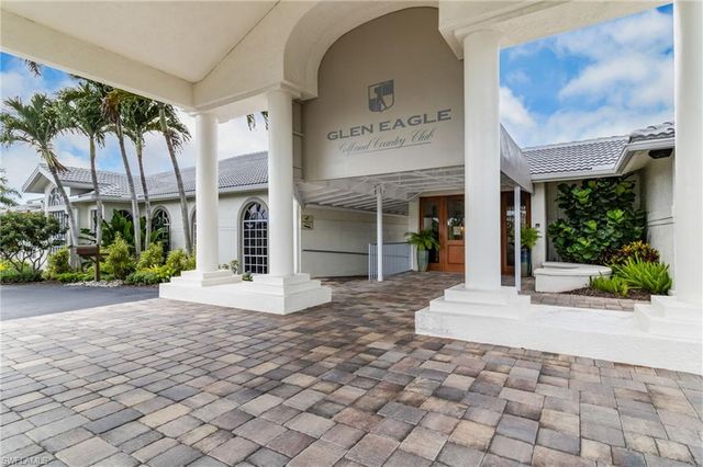 219 Glen Eagle CIR, Naples, FL 34104