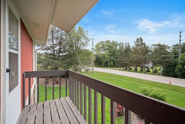 W144N4809 Stone DRIVE, Menomonee Falls, WI 53051