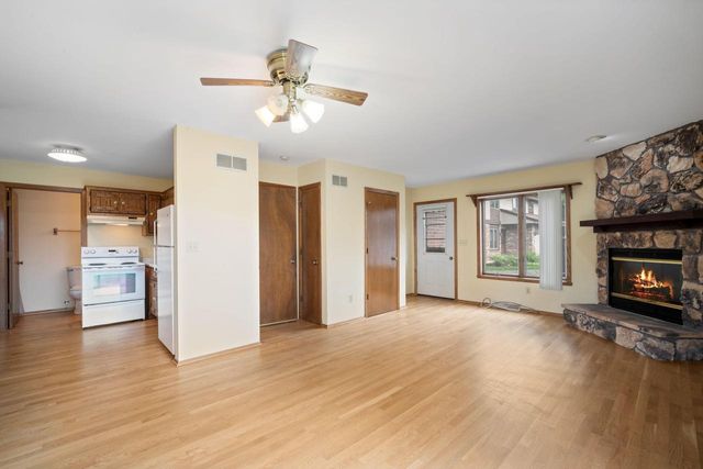 W144N4809 Stone DRIVE, Menomonee Falls, WI 53051