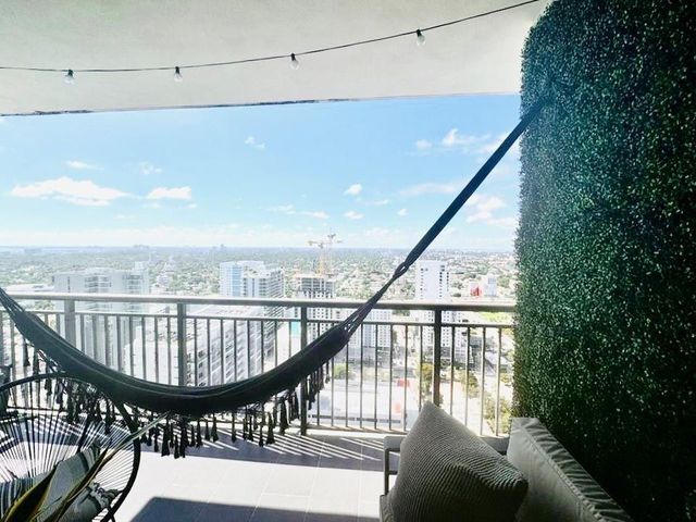 999 SW 1st Avenue 3313, Miami, FL 33130