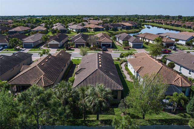 10413 HIGHLAND PARK PLACE, Palmetto, FL 34221