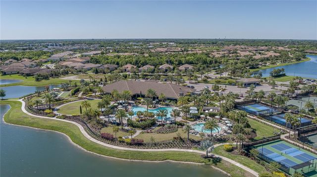 10413 HIGHLAND PARK PLACE, Palmetto, FL 34221