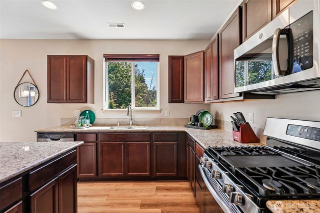 2548 Filbert Avenue, Bremerton, WA 98310