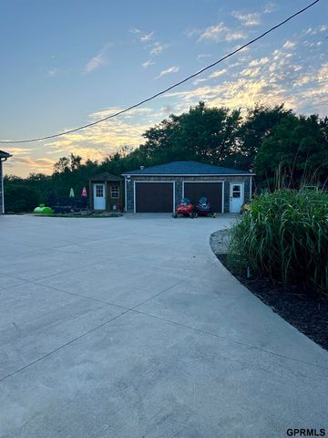 7465 County Road 5, Arlington, NE 68002