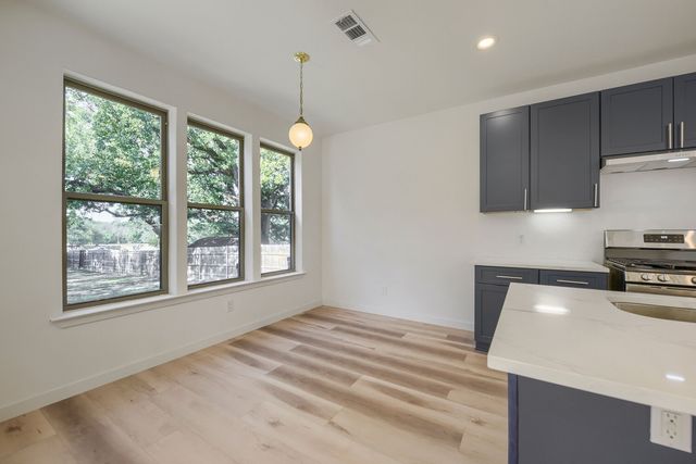 7305 Charbonneau Road, Lake Worth, TX 76135