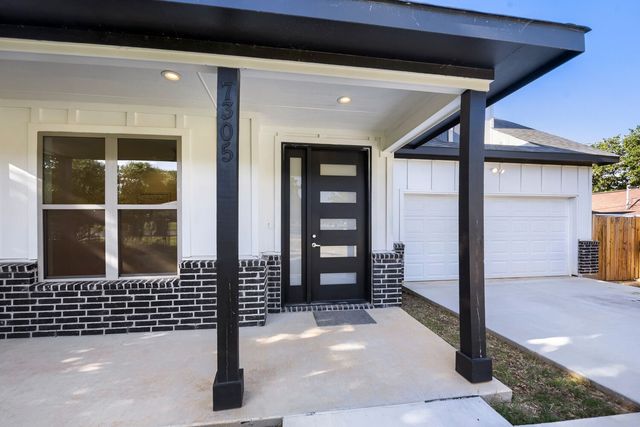 7305 Charbonneau Road, Lake Worth, TX 76135