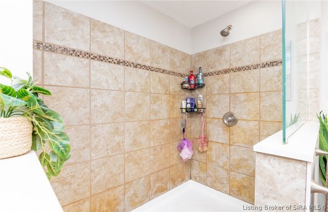 4690 Tunnel Mill Road, Charlestown, IN 47111