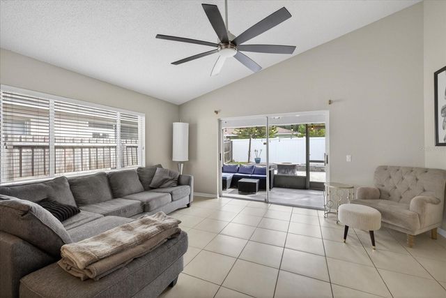 8503 BELLA WAY, Tampa, FL 33635