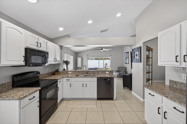 8503 BELLA WAY, Tampa, FL 33635