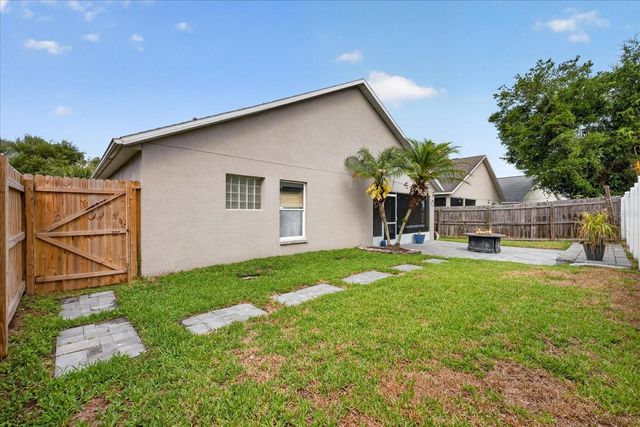 8503 BELLA WAY, Tampa, FL 33635