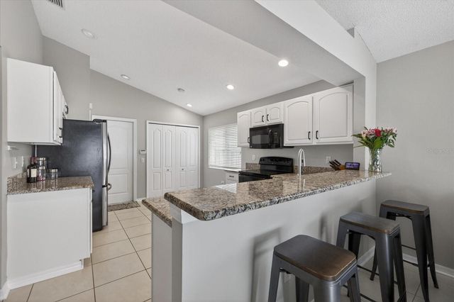 8503 BELLA WAY, Tampa, FL 33635