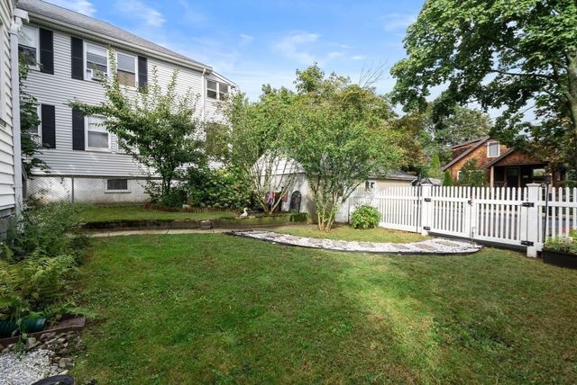 68 Grover St, Everett, MA 02149