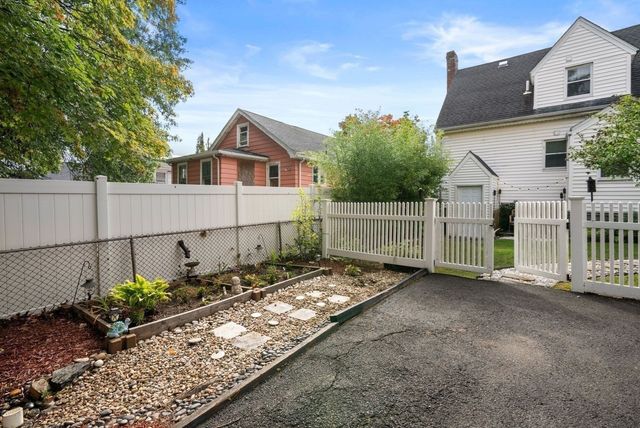 68 Grover St, Everett, MA 02149
