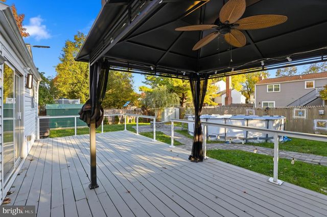 1816 ROCKY GLEN DR, Frederick, MD 21702