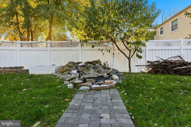 1816 ROCKY GLEN DR, Frederick, MD 21702