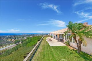 33 Montecito Drive, Corona Del Mar, CA 92625