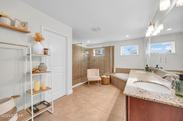 6835 Stoneheath Lane, Port Orange, FL 32128