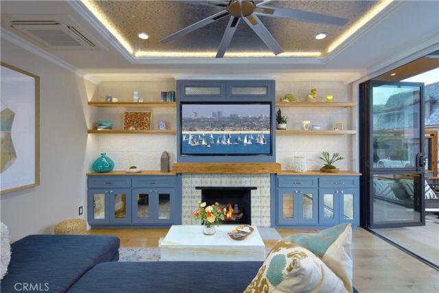 1311 W Bay Avenue, Newport Beach, CA 92661