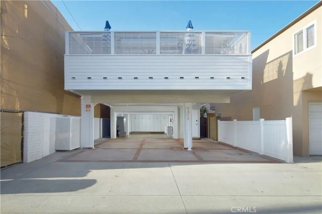 1311 W Bay Avenue, Newport Beach, CA 92661