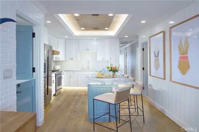 1311 W Bay Avenue, Newport Beach, CA 92661