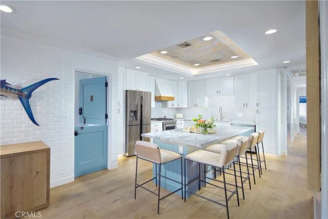 1311 W Bay Avenue, Newport Beach, CA 92661