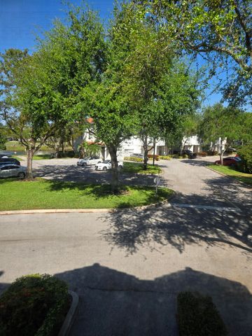 2024 Alta Meadows Lane 808, Delray Beach, FL 33444