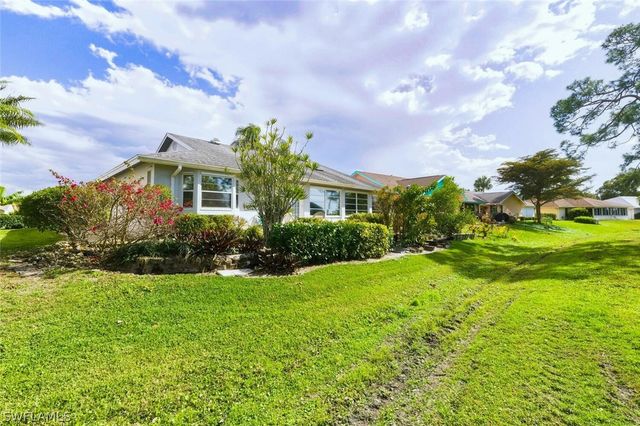 217 Marseille DR, Naples, FL 34112