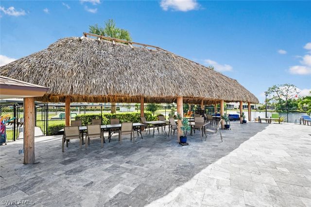 217 Marseille DR, Naples, FL 34112