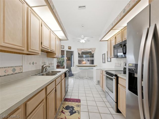 217 Marseille DR, Naples, FL 34112