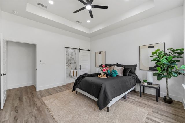 2504 Vaughn Boulevard, Fort Worth, TX 76105