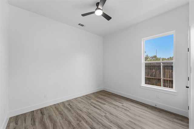 2504 Vaughn Boulevard, Fort Worth, TX 76105