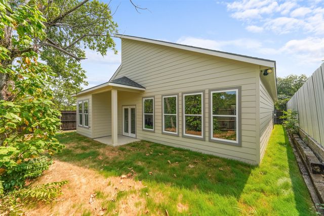 2504 Vaughn Boulevard, Fort Worth, TX 76105