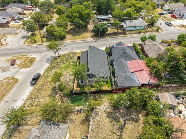 2504 Vaughn Boulevard, Fort Worth, TX 76105