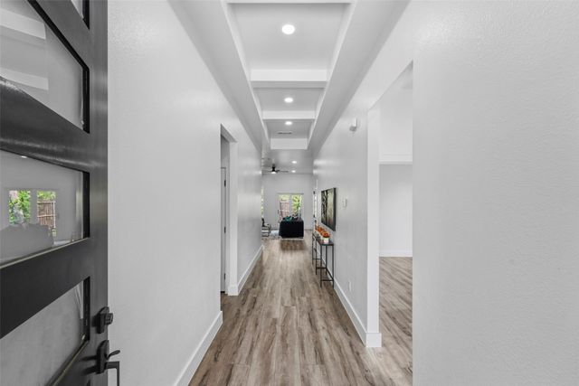 2504 Vaughn Boulevard, Fort Worth, TX 76105