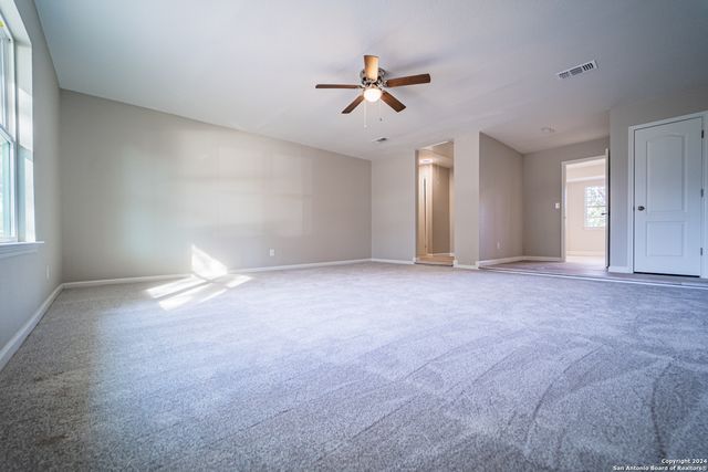 5866 Cliff Path, San Antonio, TX 78250