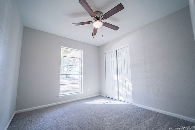 5866 Cliff Path, San Antonio, TX 78250