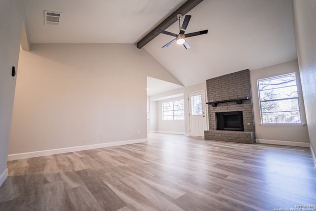 5866 Cliff Path, San Antonio, TX 78250