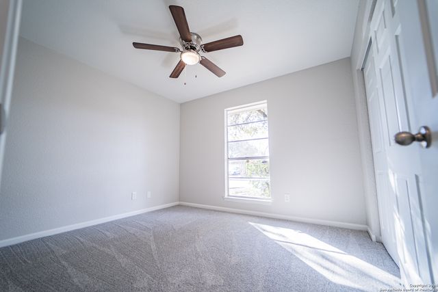 5866 Cliff Path, San Antonio, TX 78250