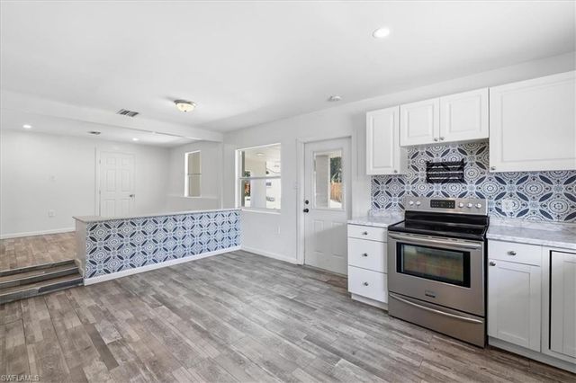 218 Poe AVE, North Fort Myers, FL 33917