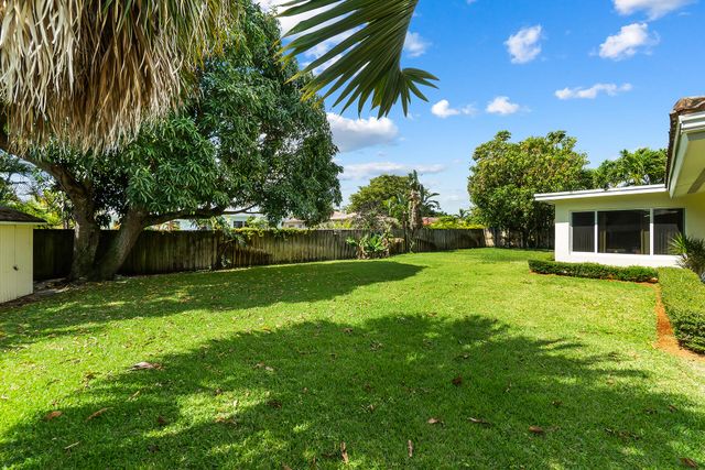 1754 NE 47th Street, Oakland Park, FL 33334