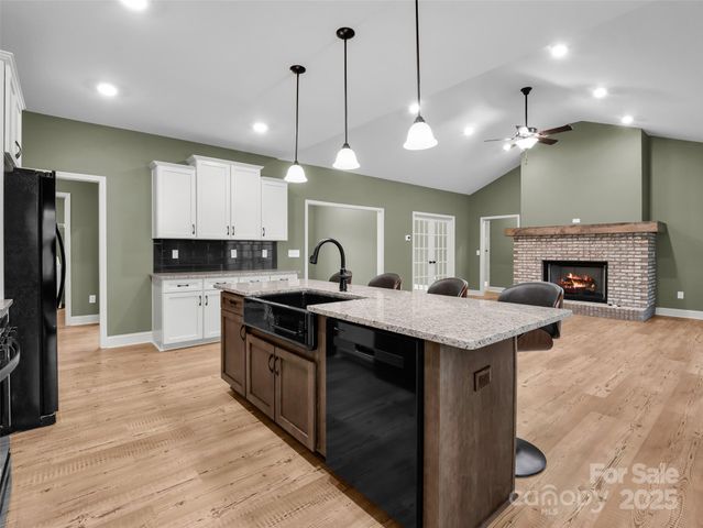 140 Cove Crest Drive, Rutherfordton, NC 28139