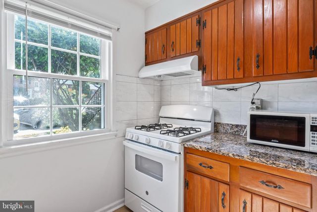 14942 ASHDALE CIR, Woodbridge, VA 22193