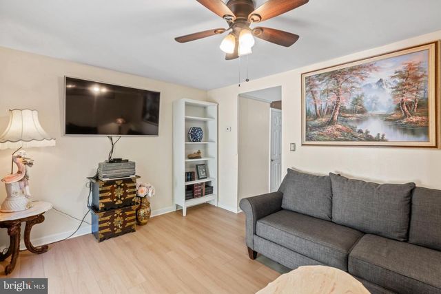 14942 ASHDALE CIR, Woodbridge, VA 22193